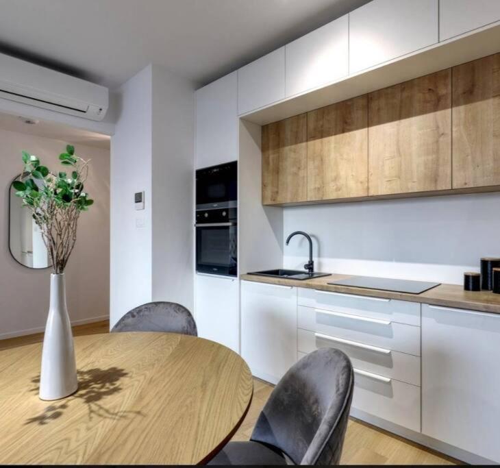 Klinger Apartment Bratislava Exterior photo